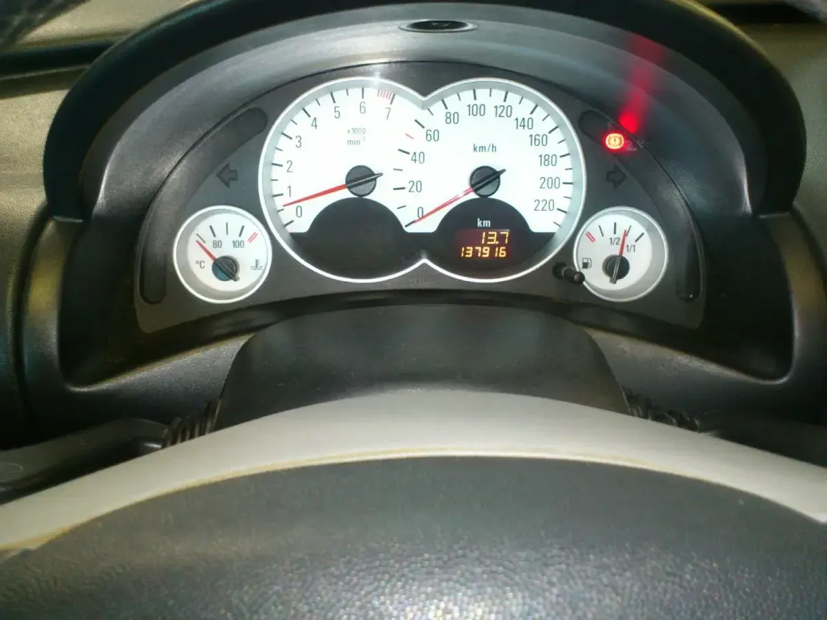 Gebraucht Opel Tigra 90 PS (66 kW) 2007 Blau Cabrio