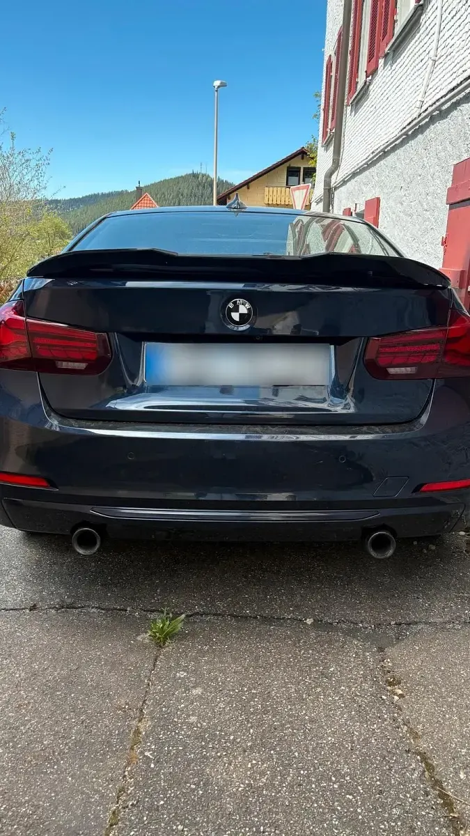 Gebraucht BMW 335 306 PS (225 kW) 2013 Blau Limousine