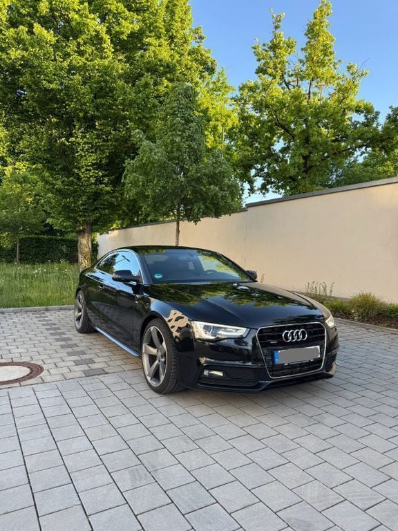 Schwarz Gebraucht 2015 Audi A5 Comfort Coupé | 15.500 € (Fairer Preis) - Bild 1/4
