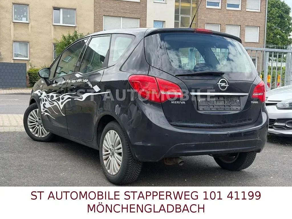 Używany Opel Meriva Active 120 KM (88 kW) 2013 Czarny Minivan