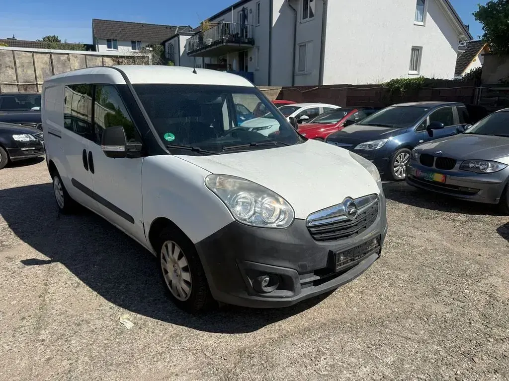 Gebraucht Opel Combo 95 PS (69 kW) 2016 Weiß Van / Kleinbus