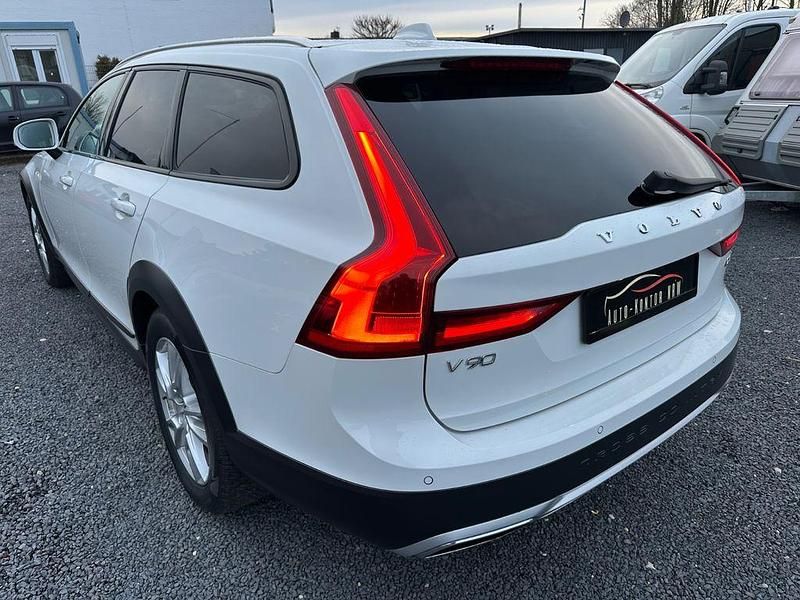 Gebraucht Volvo V90 CC Basis 235 PS (172 kW) 2017 Weiß Kombi