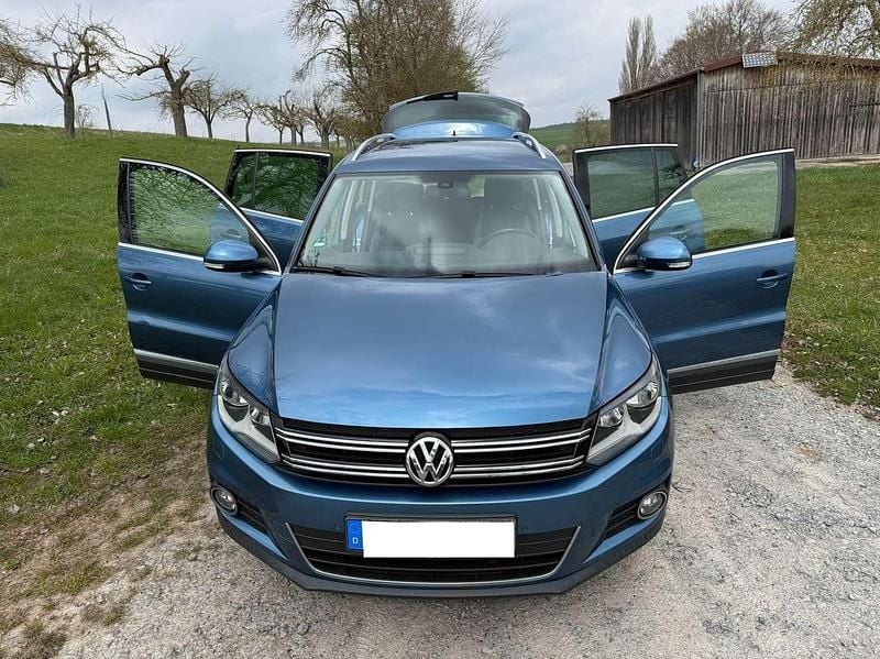 Gebraucht VW Tiguan Life 177 PS (130 kW) 2014 Blau SUV
