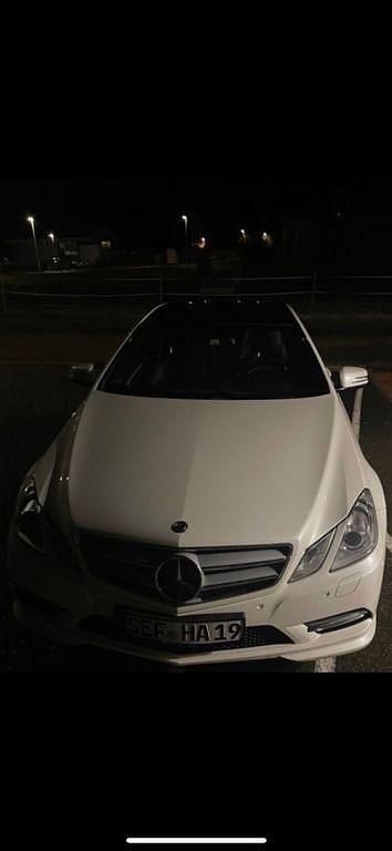 Weiß Gebraucht 2013 Mercedes E350 Coupé | 14.000 € (Guter Preis) - Bild 1/4