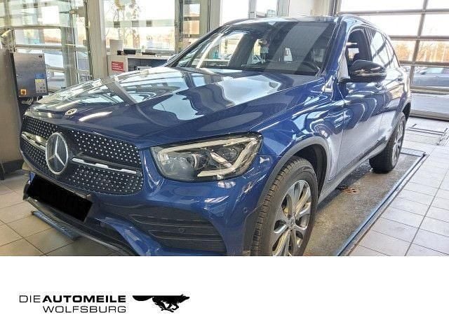 Blau Gebraucht 2021 Mercedes GLC300 AMG line Van / Kleinbus | 35.390 € (Superpreis) - Bild 1/4