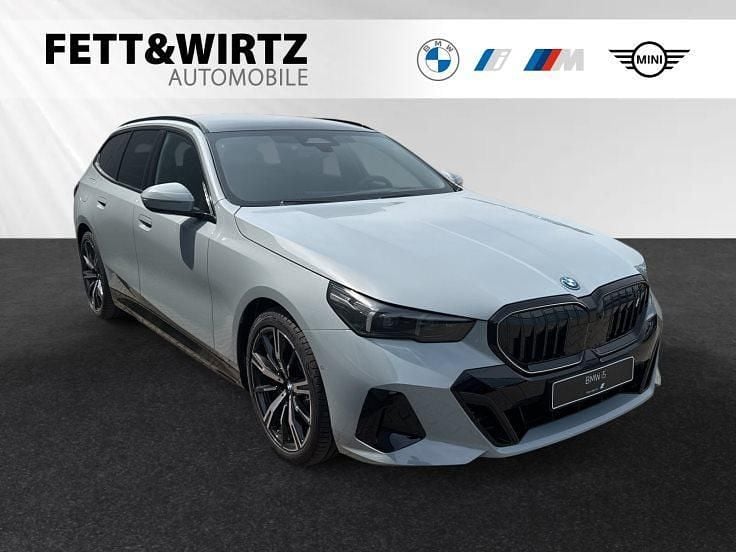 Second-hand BMW i5 M Sport 250 kW (340 CP) 2025 Berlinǎ