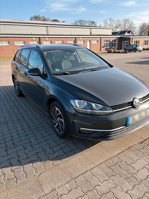 Gebraucht VW Golf VII 115 PS (84 kW) 2018 Grau Kombi
