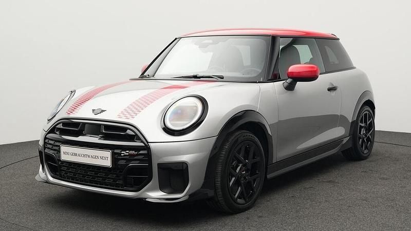 Usata Mini Cooper 156 CV (114 kW) 2024 Grigio Utilitaria