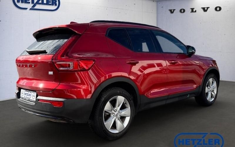 Gebraucht Volvo XC40 Plus 211 PS (155 kW) 2023 Fusion red / metallic SUV