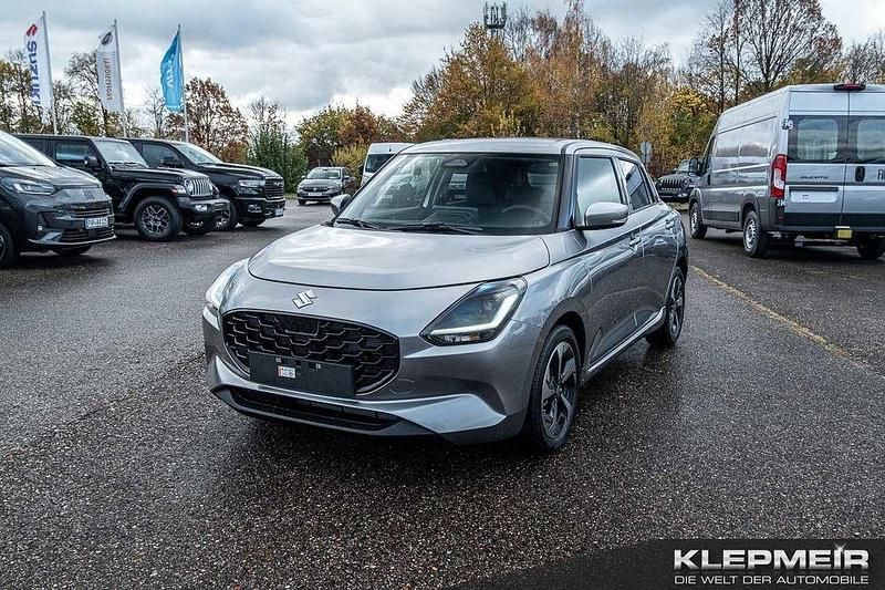 Premium silver Neu 2025 Suzuki Swift Comfort+ Limousine | 20.940 € - Bild 1/4