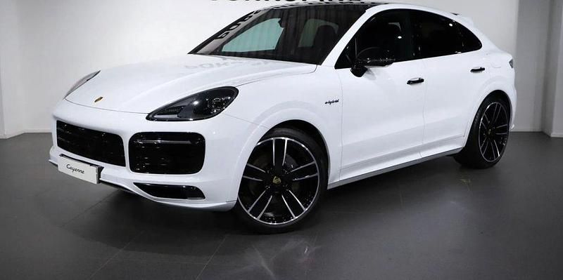Gebraucht Porsche Cayenne Coupe Platinum Edition 462 PS (339 kW) 2022 Carraraweiß Coupé