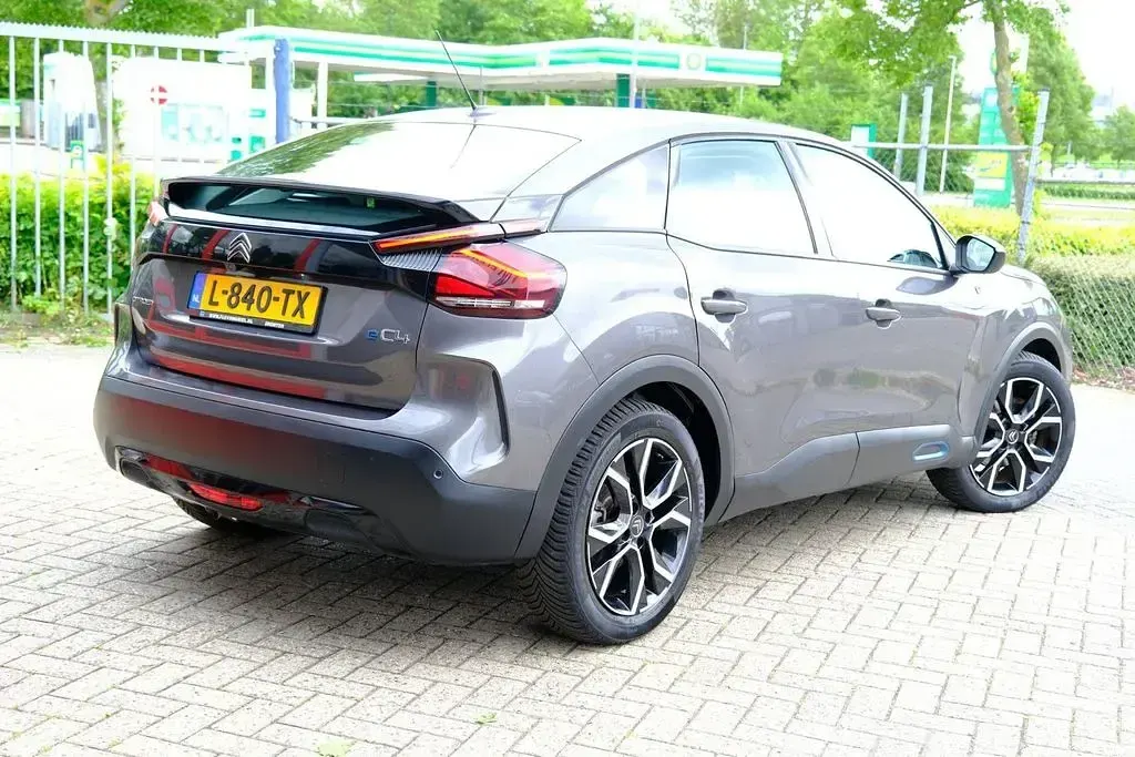 Gebraucht Citroën e-C4 Feel 100 kW (136 PS) 2021 Grau SUV