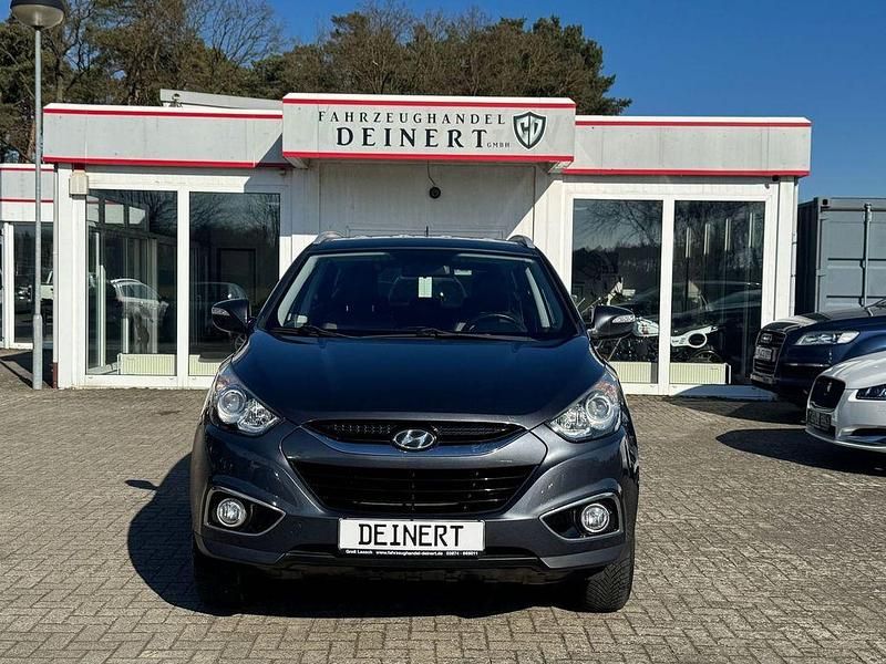Gebraucht Hyundai ix35 Style 163 PS (119 kW) 2011 Grau SUV