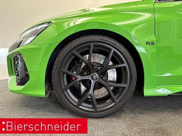 Gebraucht Audi RS3 Sportback Ambiente 400 PS (294 kW) 2024 Kyalamigrün Kleinwagen
