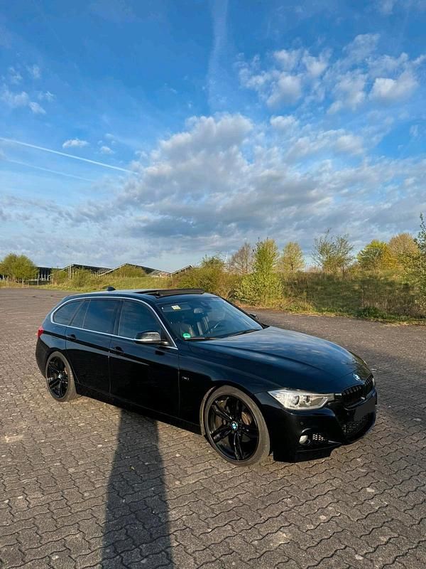 Usata BMW 320 184 CV (135 kW) 2014 Nero Station wagon