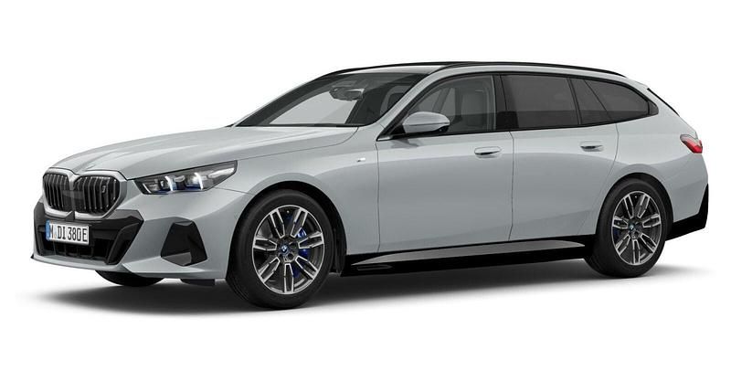 Grau Gebraucht 2024 BMW i5 Comfort Edition Limousine | 65.028 € (Fairer Preis) - Bild 1/4