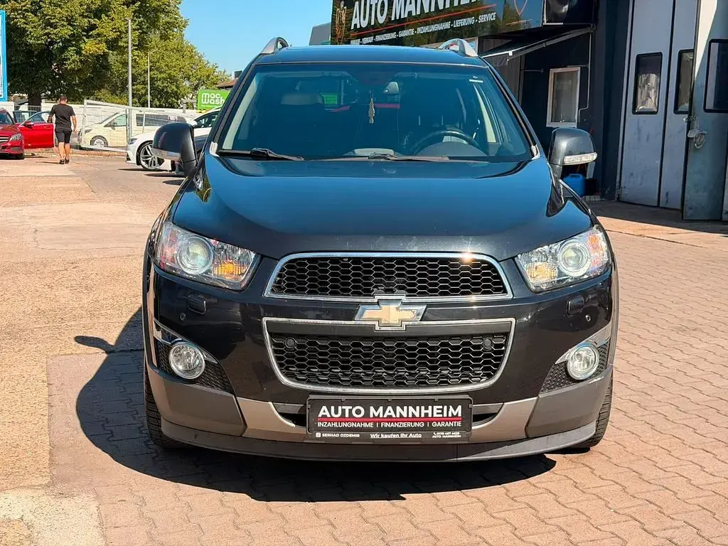 Gebraucht Chevrolet Captiva LTZ 184 PS (135 kW) 2012 Schwarz SUV