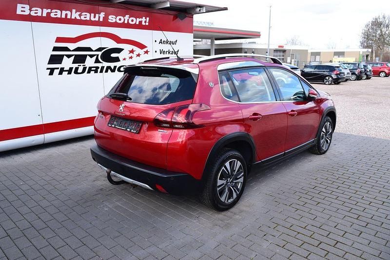 Gebraucht Peugeot 2008 Allure 120 PS (88 kW) 2016 Rot SUV