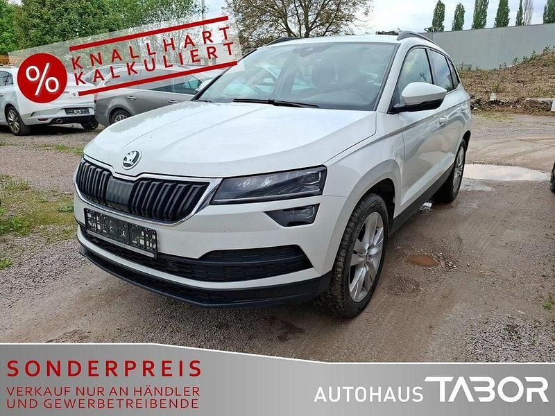 Candyweiss Gebraucht 2018 Skoda Karoq Style SUV | 12.185 € (Guter Preis) - Bild 1/4