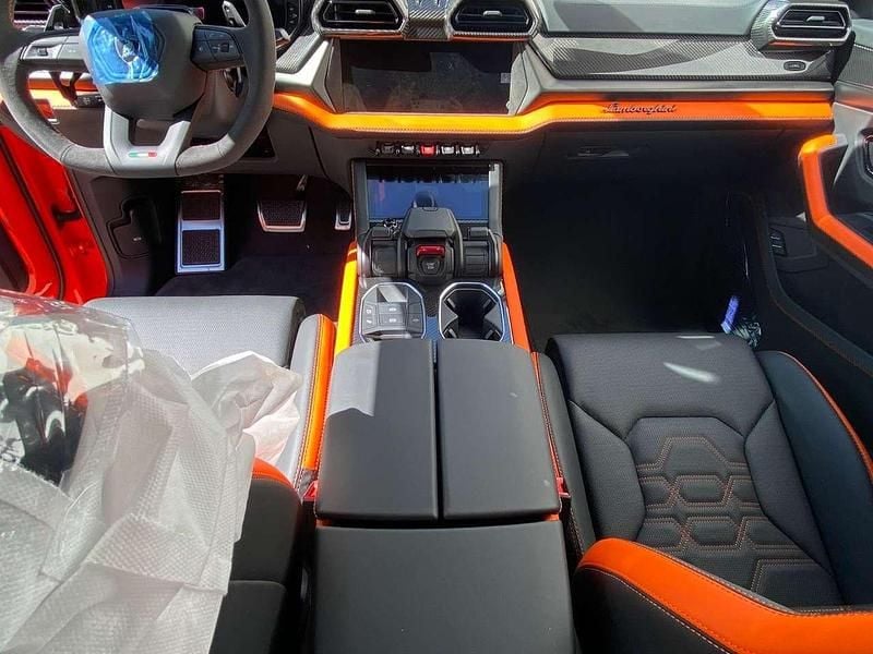 Neu Lamborghini Urus 799 PS (587 kW) 2026 Orange SUV