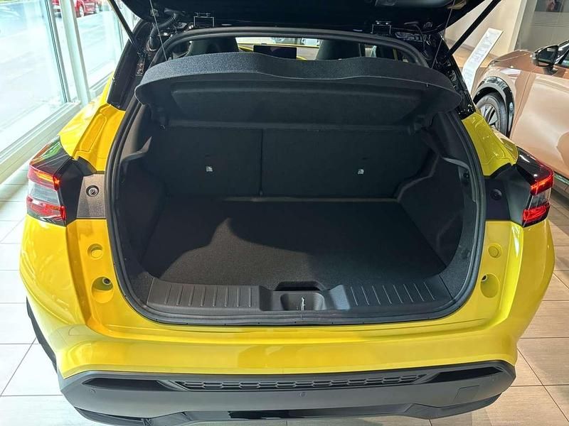 Neu Nissan Juke 114 PS (83 kW) 2025 Yellow with black roof SUV