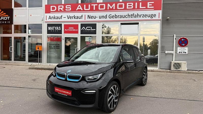Fluid black Gebraucht 2022 BMW i3 Kleinwagen | 18.900 € (Fairer Preis) - Bild 1/4
