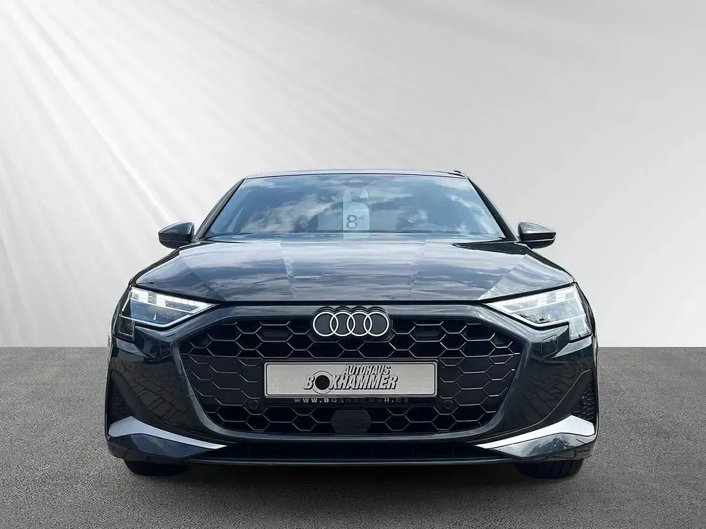 Gebraucht Audi A3 Advanced 116 PS (85 kW) 2025 Grau Limousine