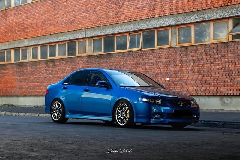 Gebraucht Honda Accord 140 PS (102 kW) 2004 Blau Limousine