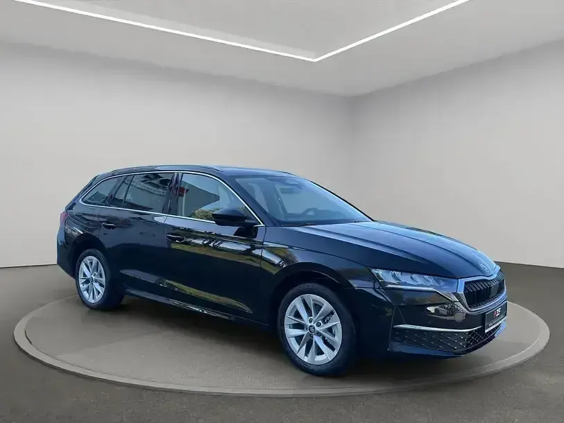 Gebraucht Skoda Octavia Selection 150 PS (110 kW) 2026 Black magic perleffekt Kombi