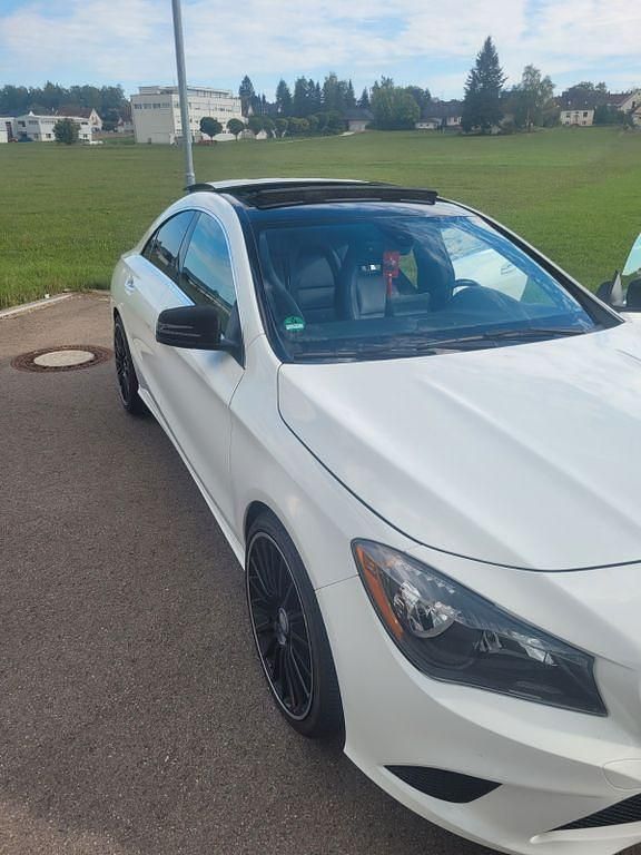 Gebraucht Mercedes CLA250 211 PS (155 kW) 2018 Weiß Limousine