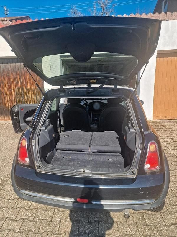 Second-hand Mini Cooper 90 CP (66 kW) 2006 Negru Hatchback