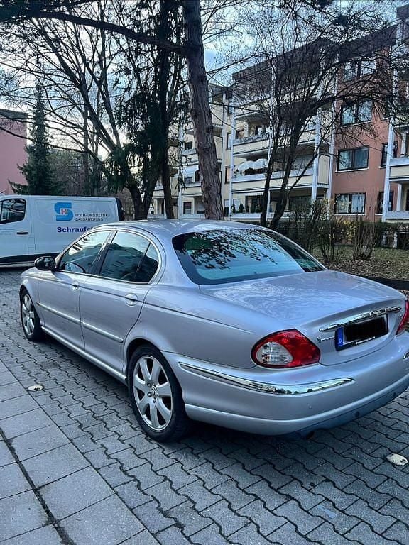 Gebraucht Jaguar X-type Executive 230 PS (169 kW) 2002 Silber Limousine