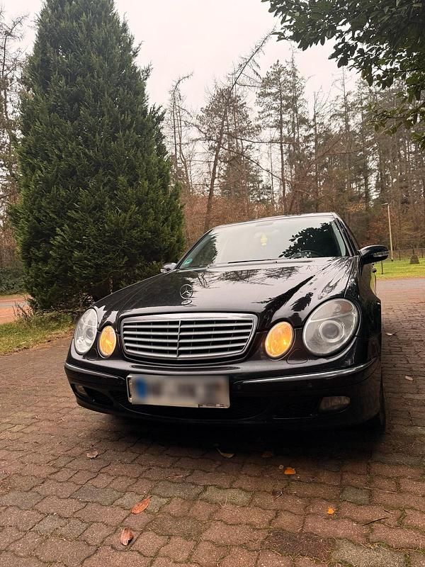 Schwarz Gebraucht 2006 Mercedes E280 Limousine | 5.500 € - Bild 1/4