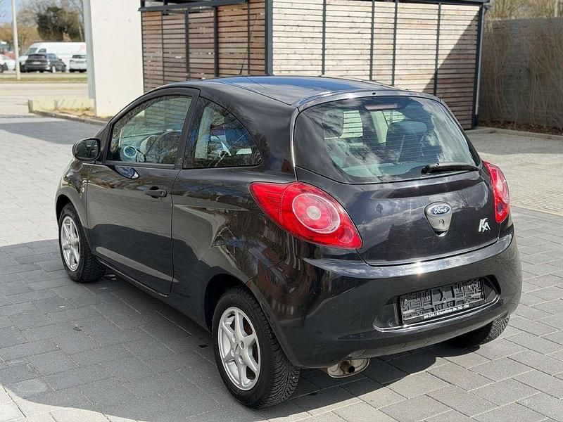 Gebraucht Ford Ka Ambiente 69 PS (50 kW) 2011 Midnightschwarz metallic Kleinwagen