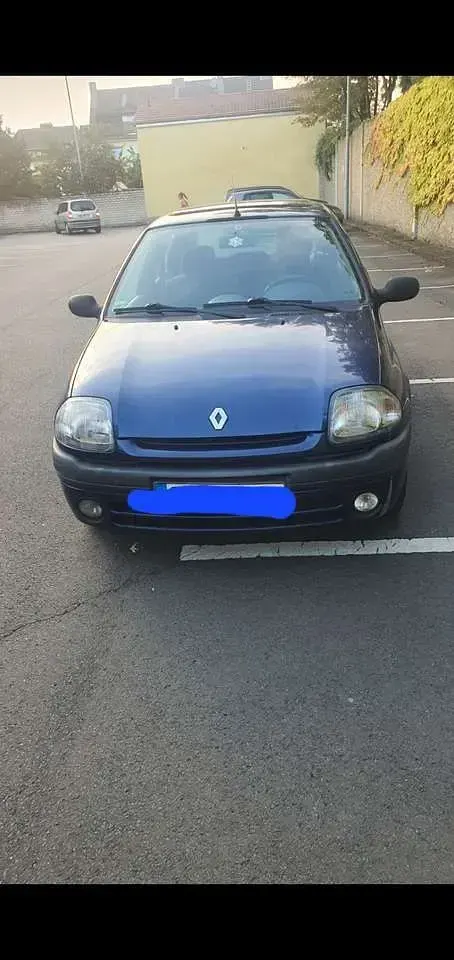 Gebraucht Renault Clio II 75 PS (55 kW) 2000 Blau Limousine
