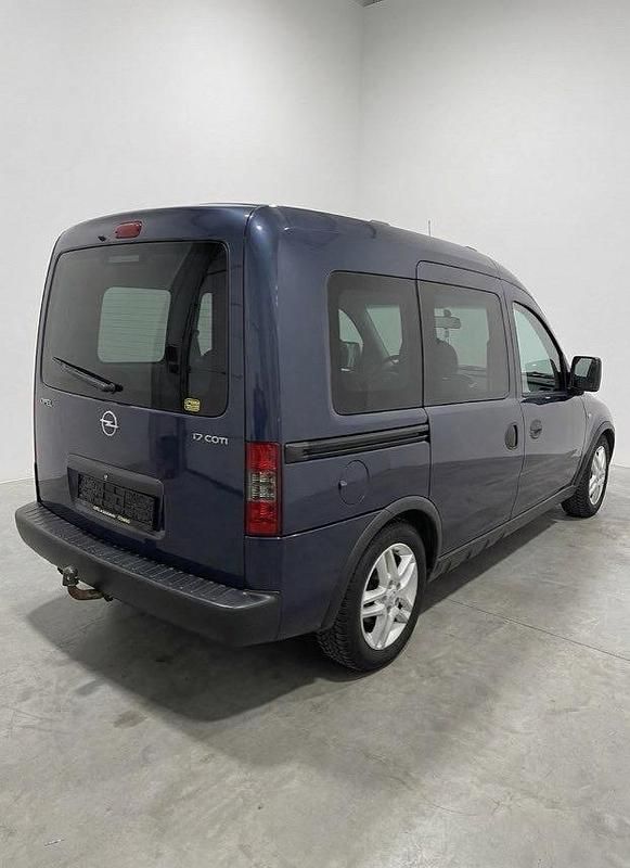 Gebraucht Opel Combo 101 PS (74 kW) 2010 Blau Van / Kleinbus