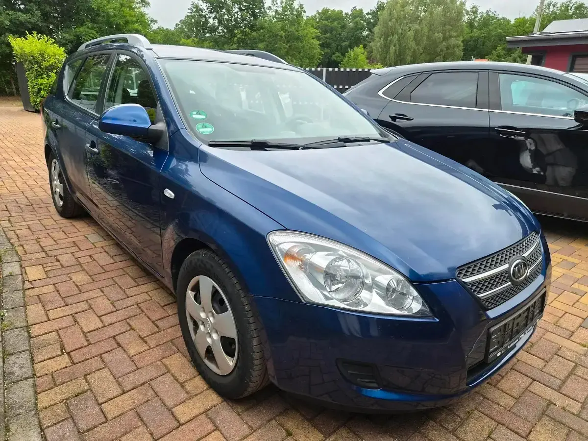 Gebraucht Kia Ceed 108 PS (79 kW) 2007 Blau Kleinwagen
