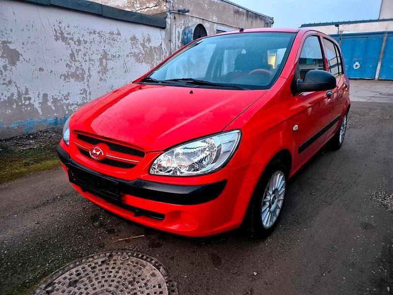 Gebraucht Hyundai Getz 67 PS (49 kW) 2008 Rot Kleinwagen