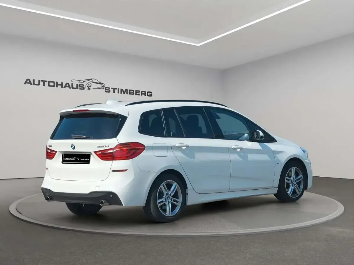 Gebraucht BMW 220 M Sport 190 PS (139 kW) 2016 Weiß SUV