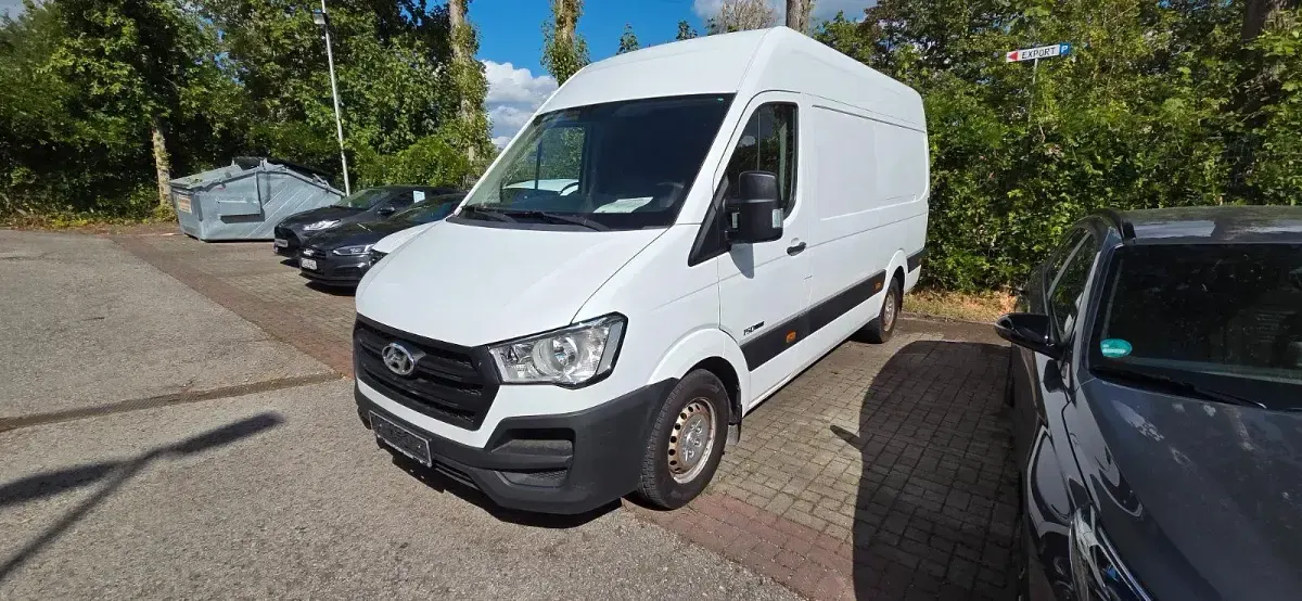 Gebraucht Hyundai H 350 150 PS (110 kW) 2017 Weiß Van