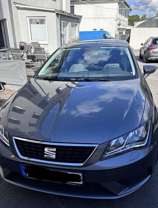 Gebraucht Seat Leon Style 125 PS (91 kW) 2018 Grau Limousine