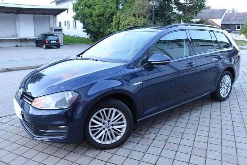 Blau Gebraucht 2014 VW Golf VII Cup Kombi | 9.790 € (Etwas zu teuer) - Bild 1/4