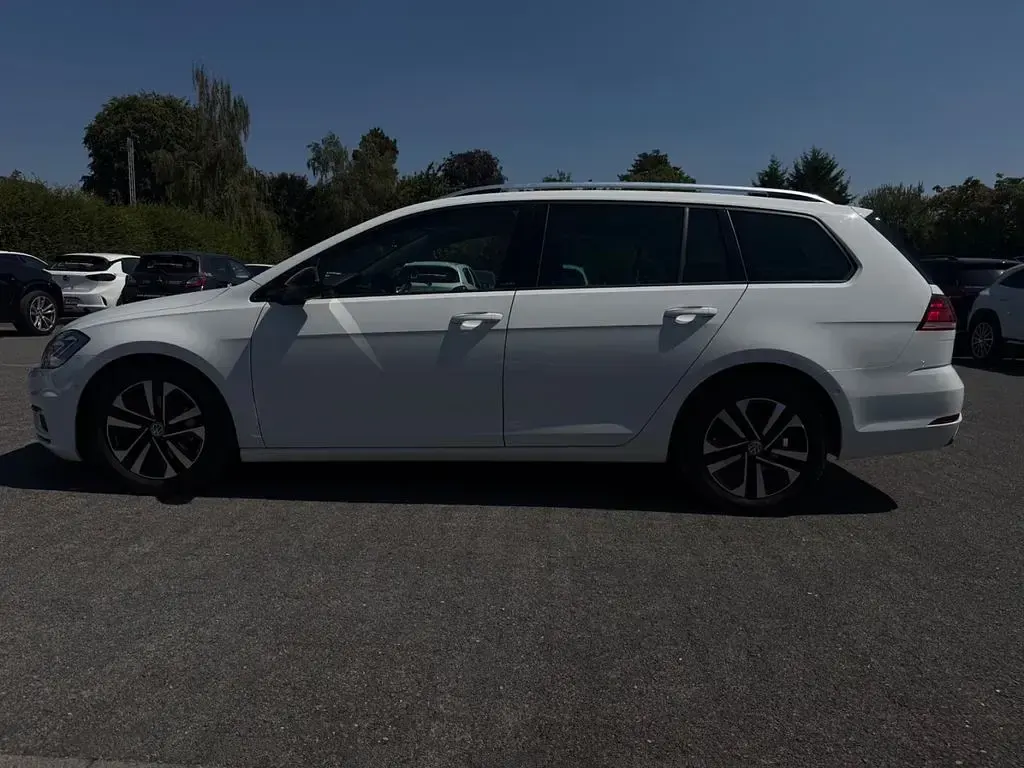 Gebraucht VW Golf VII IQ Drive 116 PS (85 kW) 2019 Weiß Kombi