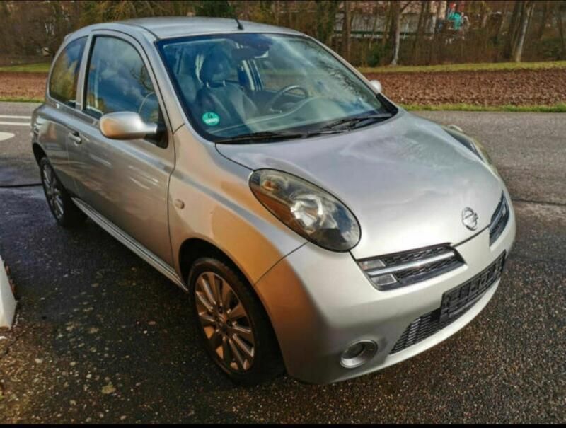 Grau Gebraucht 2005 Nissan Micra Acenta Kleinwagen | 1.299 € (Fairer Preis) - Bild 1/4