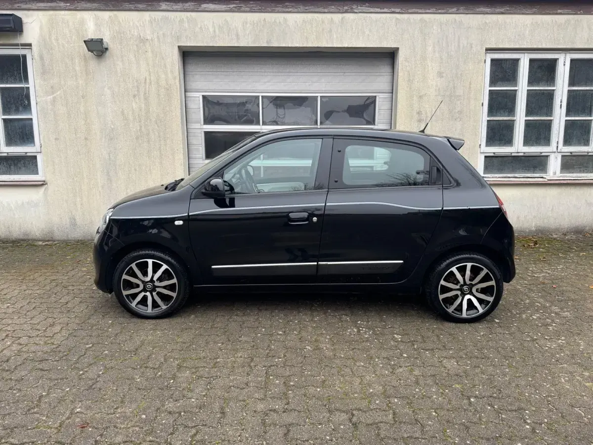 Gebraucht Renault Twingo Intens 71 PS (52 kW) 2016 Schwarz Kleinwagen