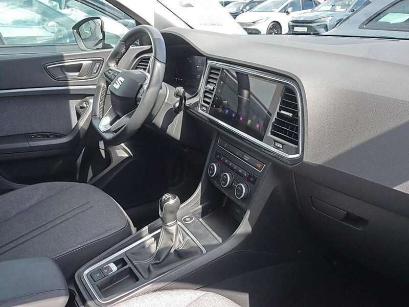 Gebraucht Seat Ateca Style 150 PS (110 kW) 2024 Reflex silber metallic SUV