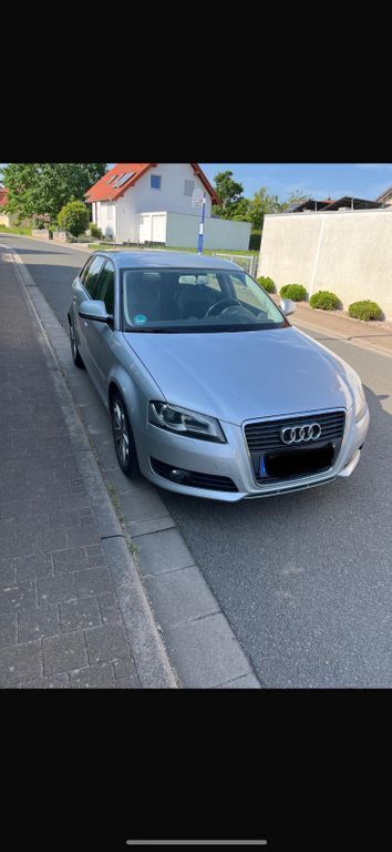 Schwarz Gebraucht 2009 Audi A3 Sportback Ambition Limousine | 4.200 € (Superpreis) - Bild 1/4