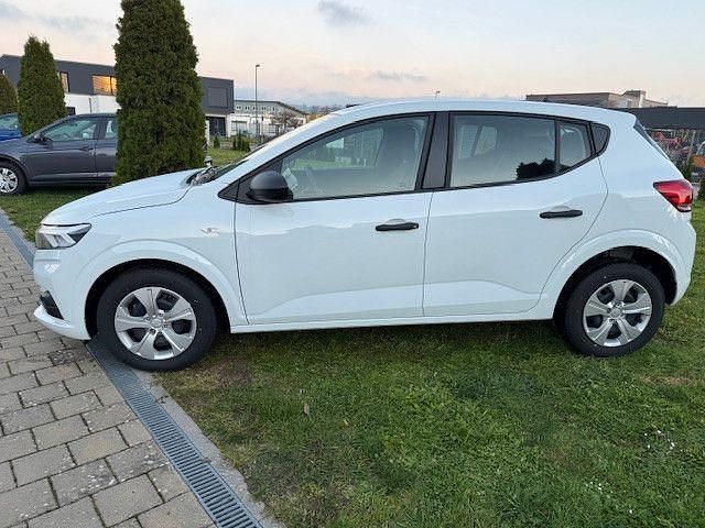 Neu Dacia Sandero Essentiel 91 PS (66 kW) 2025 Weiß Kleinwagen