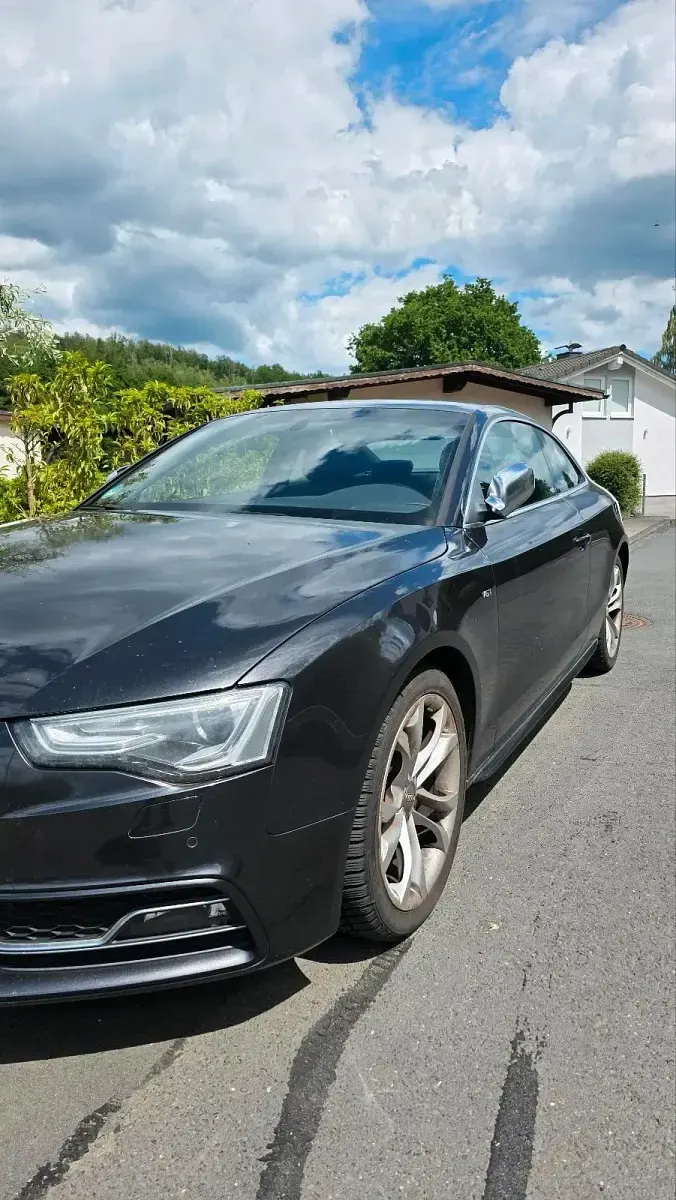 Gebraucht Audi S5 Comfort 333 PS (244 kW) 2012 Grau Coupé