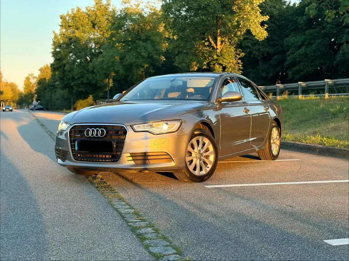 Gebraucht Audi A6 204 PS (150 kW) 2014 Grau Limousine